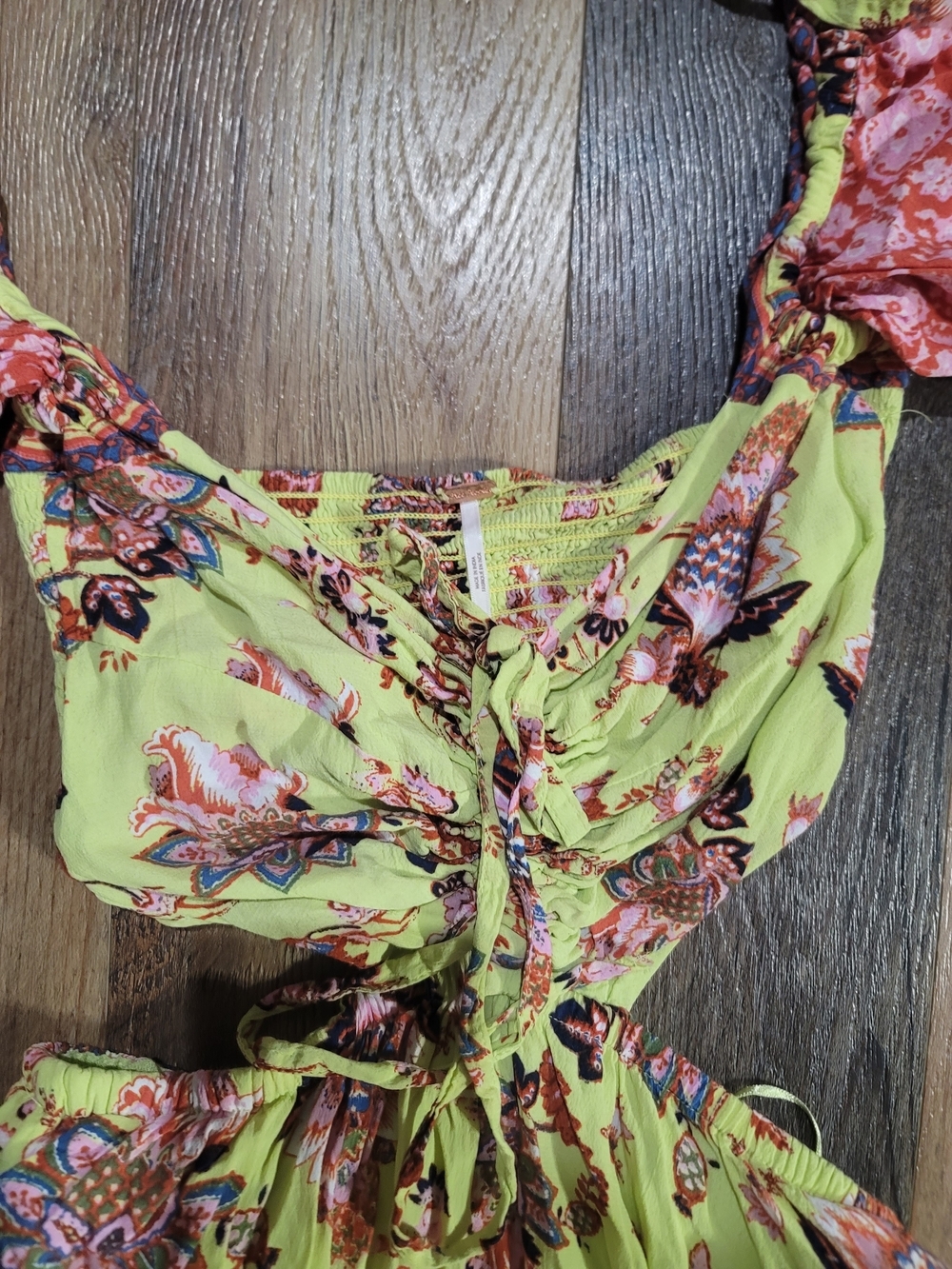 Free People Bali Jumper Lime Green Floral Cutout Wide Leg Jumpsuit XS EUC - Picture 4 of 14